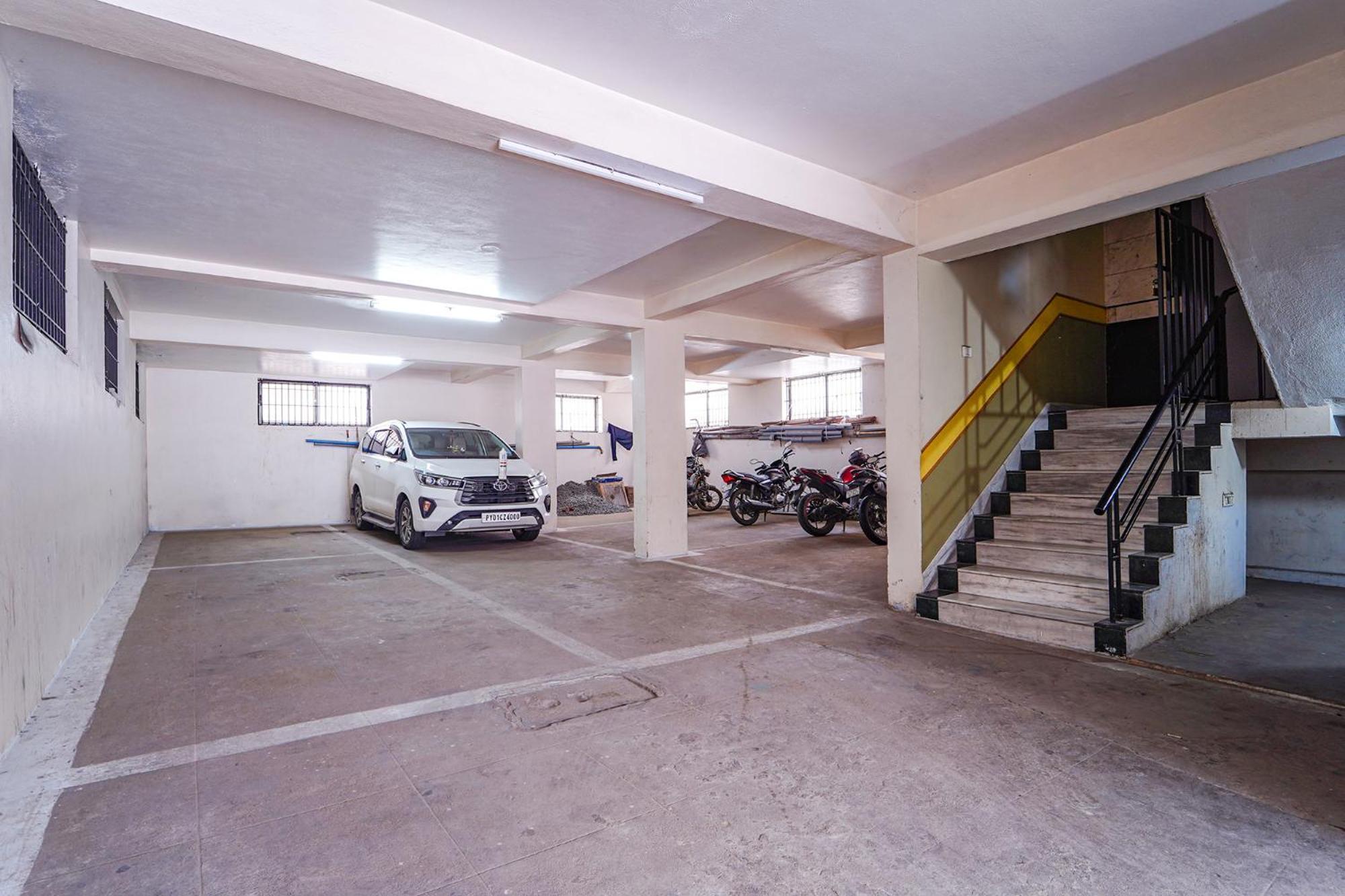 Fabhotel Ess Paradise - Nr Bus Stand Coimbatore Exterior foto